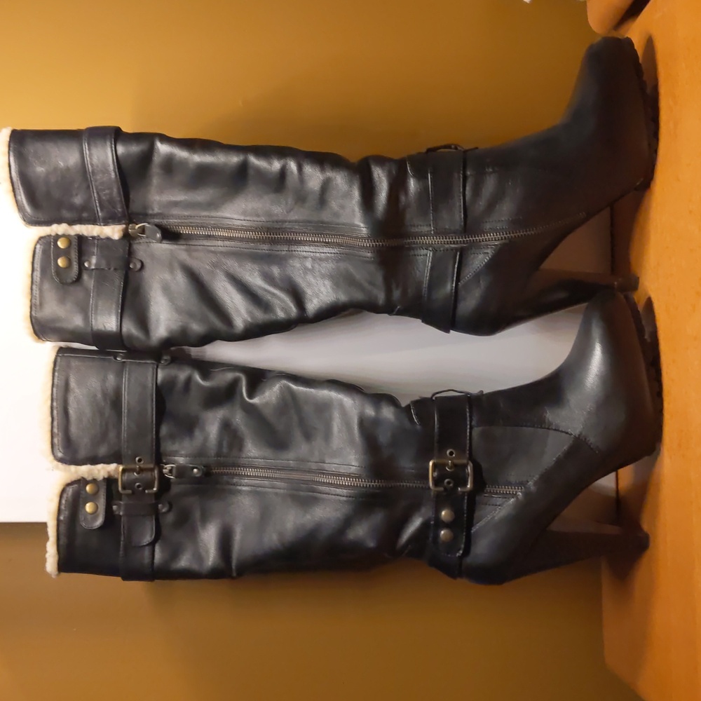 Aldo Seigle black leather and shearling heeled boot